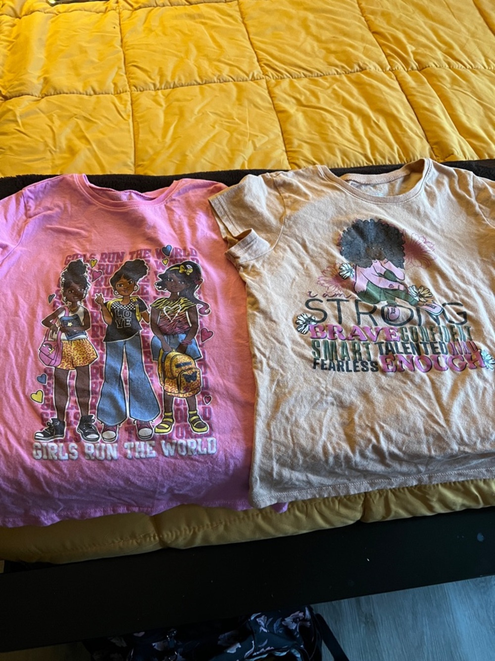 Place Pink 'Girls Run The World' Graphic Tee